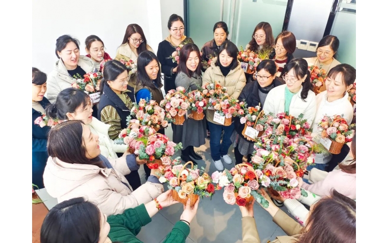 女神節(jié)丨女神插花，浪漫開啟，共赴一場花與手作之約